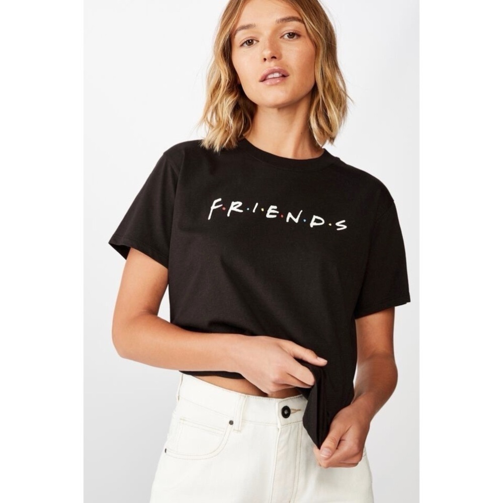 [ON] Classic FRIENDS Graphic Tee Shirt